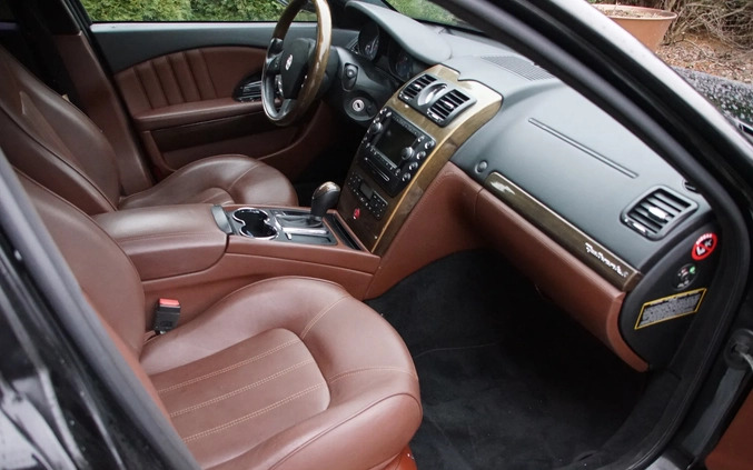 Maserati Quattroporte cena 79000 przebieg: 83000, rok produkcji 2010 z Wołów małe 529
